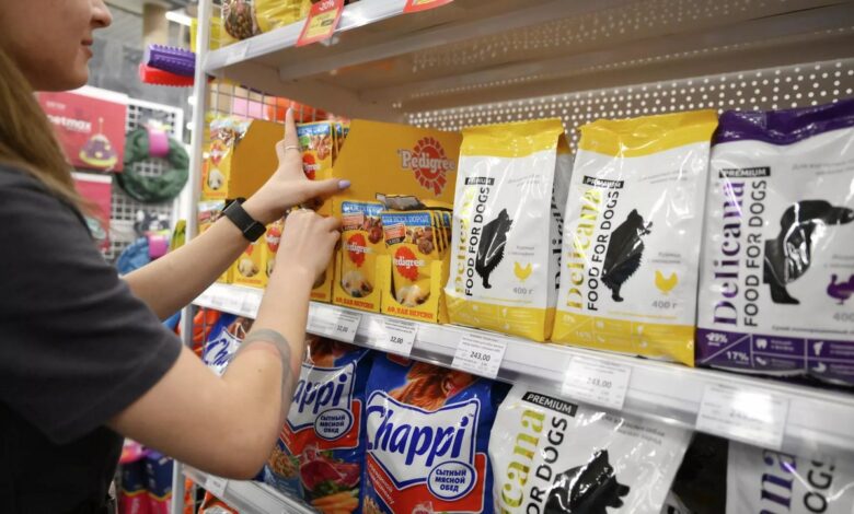 Небольшие магазины обяжут