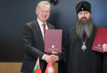 ГрГМУ и епархия подписали договор