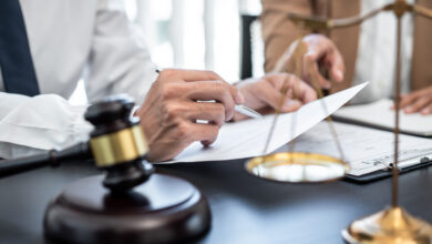 Характеристика мешает устроиться на