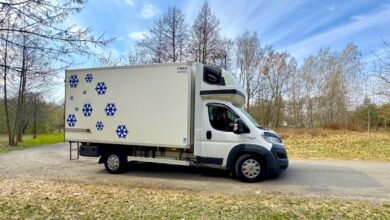 водитель грузового фургона