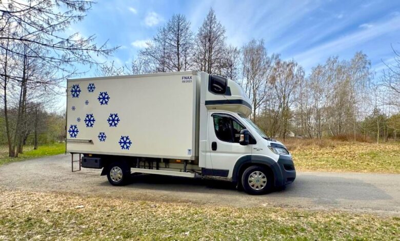 водитель грузового фургона