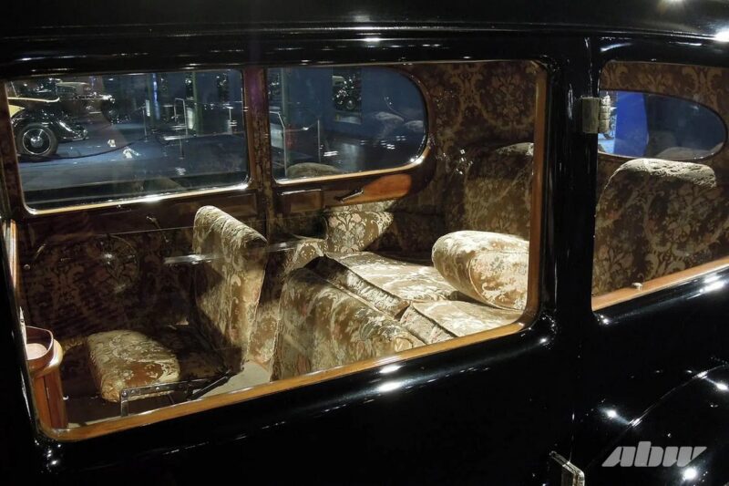 «Автомобильный Лувр»: репортаж