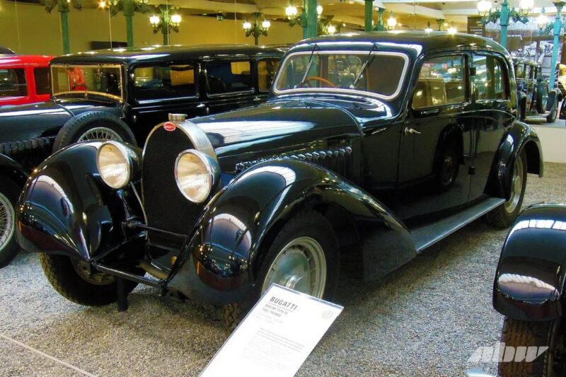 «Автомобильный Лувр»: репортаж