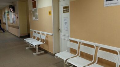 порядок в очереди кулаками