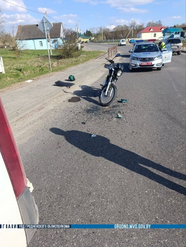 17-летний водитель мотоцикла