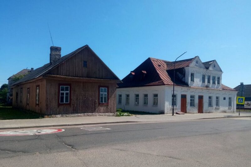 Атмосферное здание в 