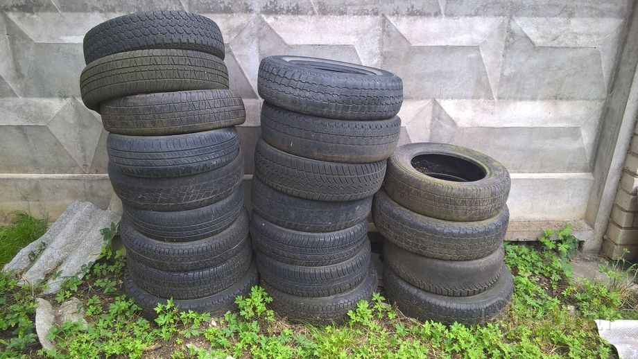 В Гродно бесплатно раздают вещи