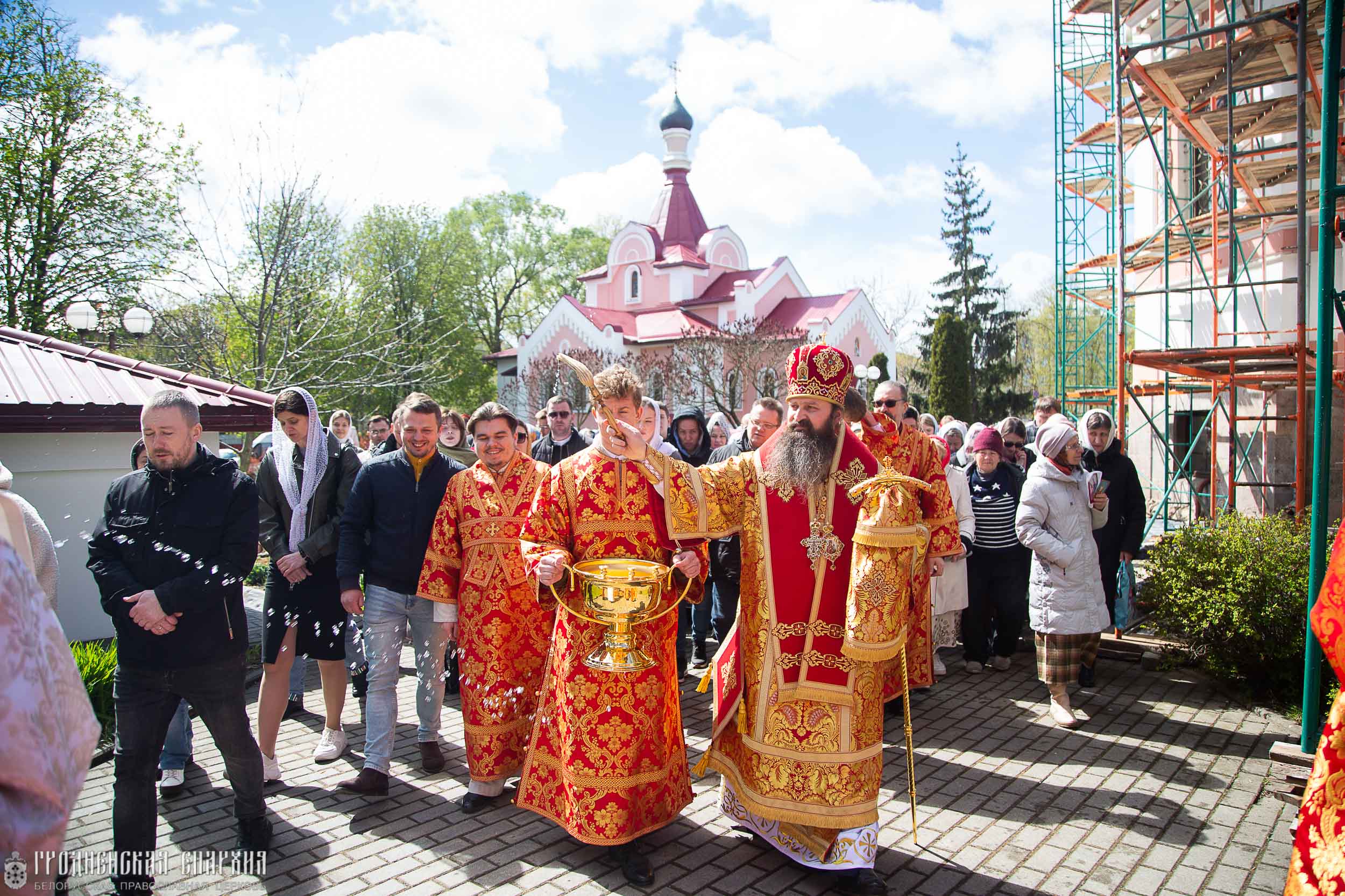 Архиепископ Антоний отслужил Литургию