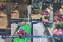 подростки на Радуницу