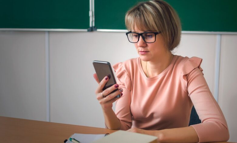 учительница отсудила у школы