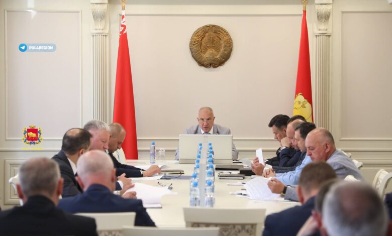 Губернатор возглавил заседание комиссии