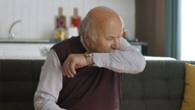 Почему появляется «возрастной»