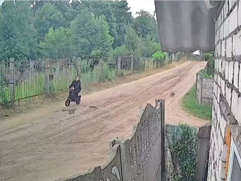 Борисов ищет велосипедиста