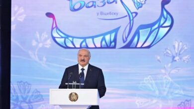 Лукашенко призвал артистов