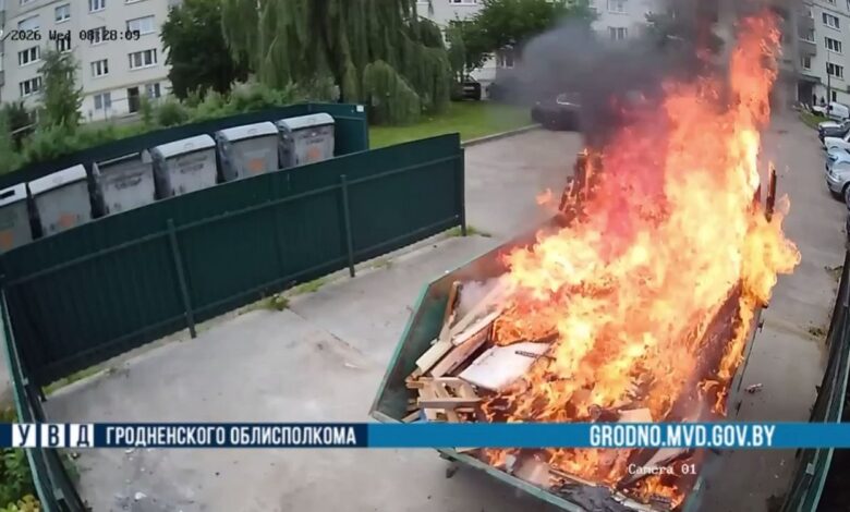 В Гродно мужчина поджег мусорный контейнер
