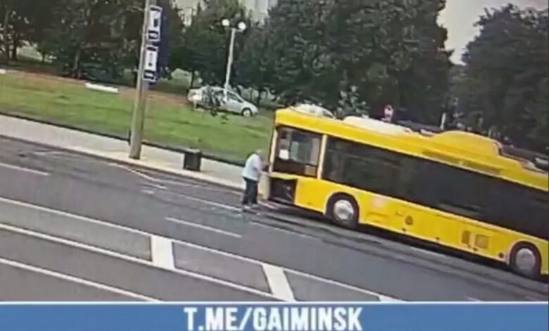 в Минске автобус насмерть