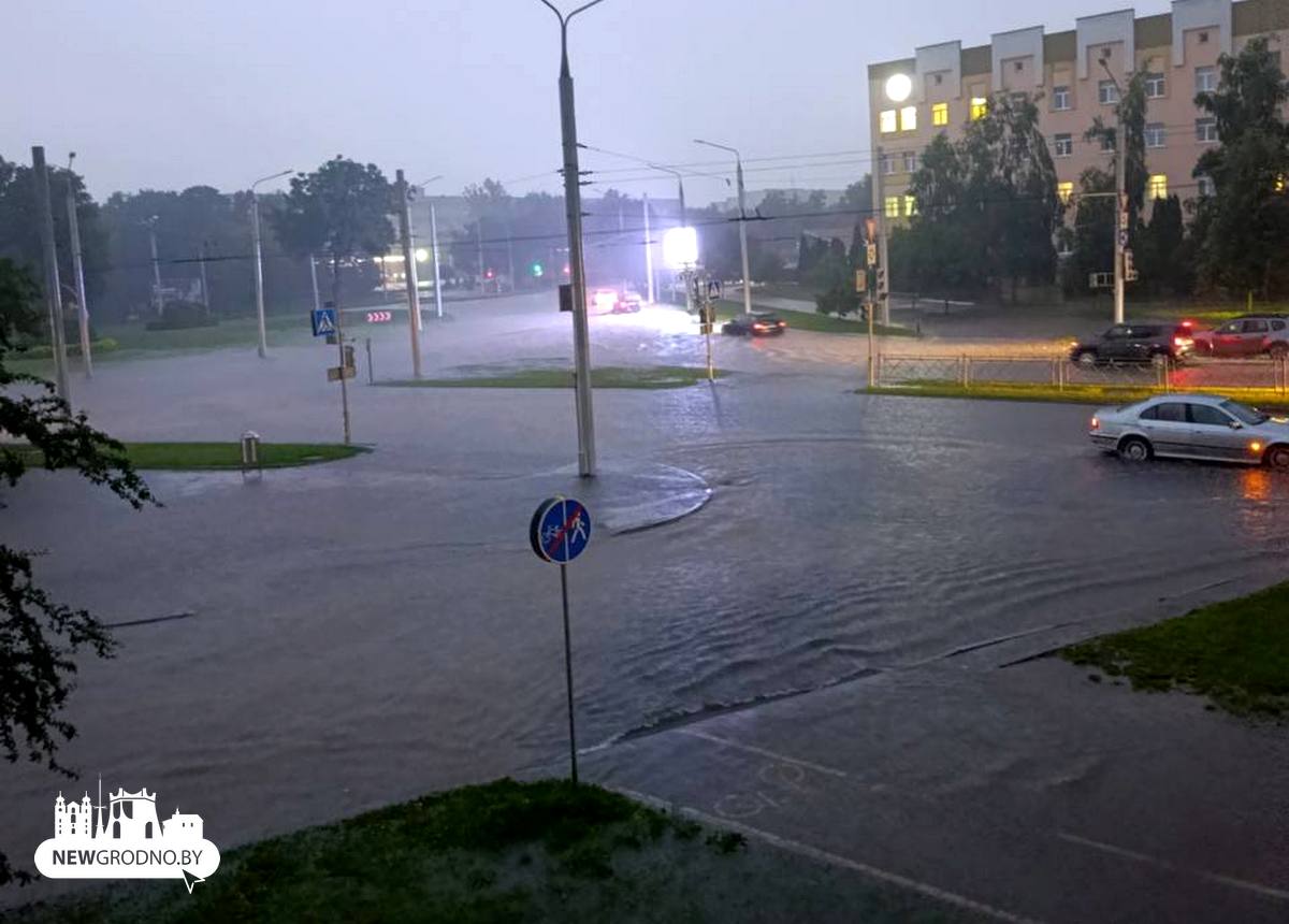 Гродно ушёл под воду после мощного ливня