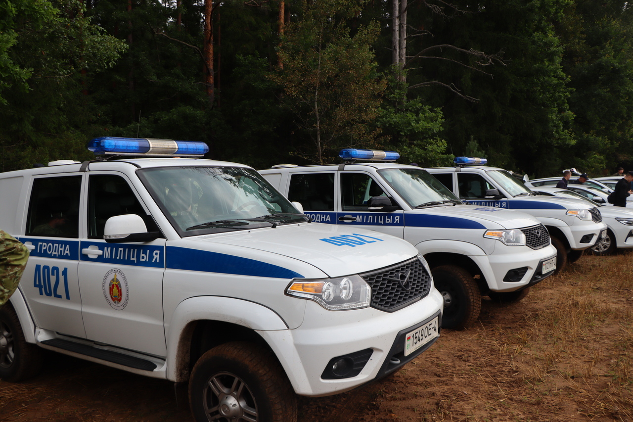 Под Гродно шестые сутки