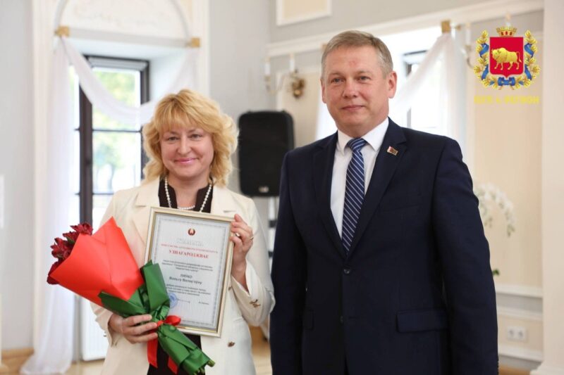 Накануне Дня учителя